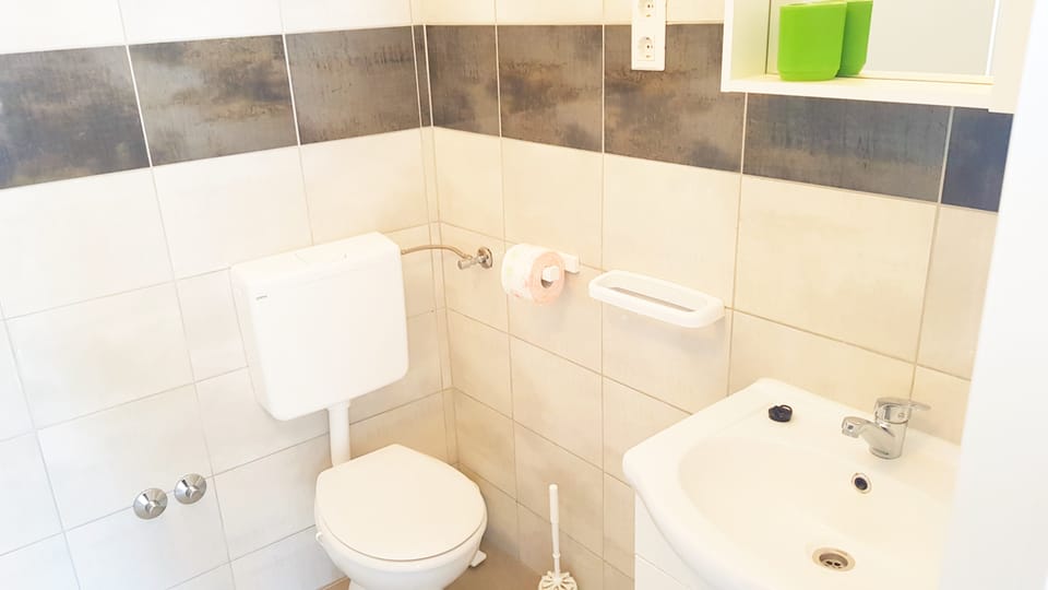 Apartman 6 — 14